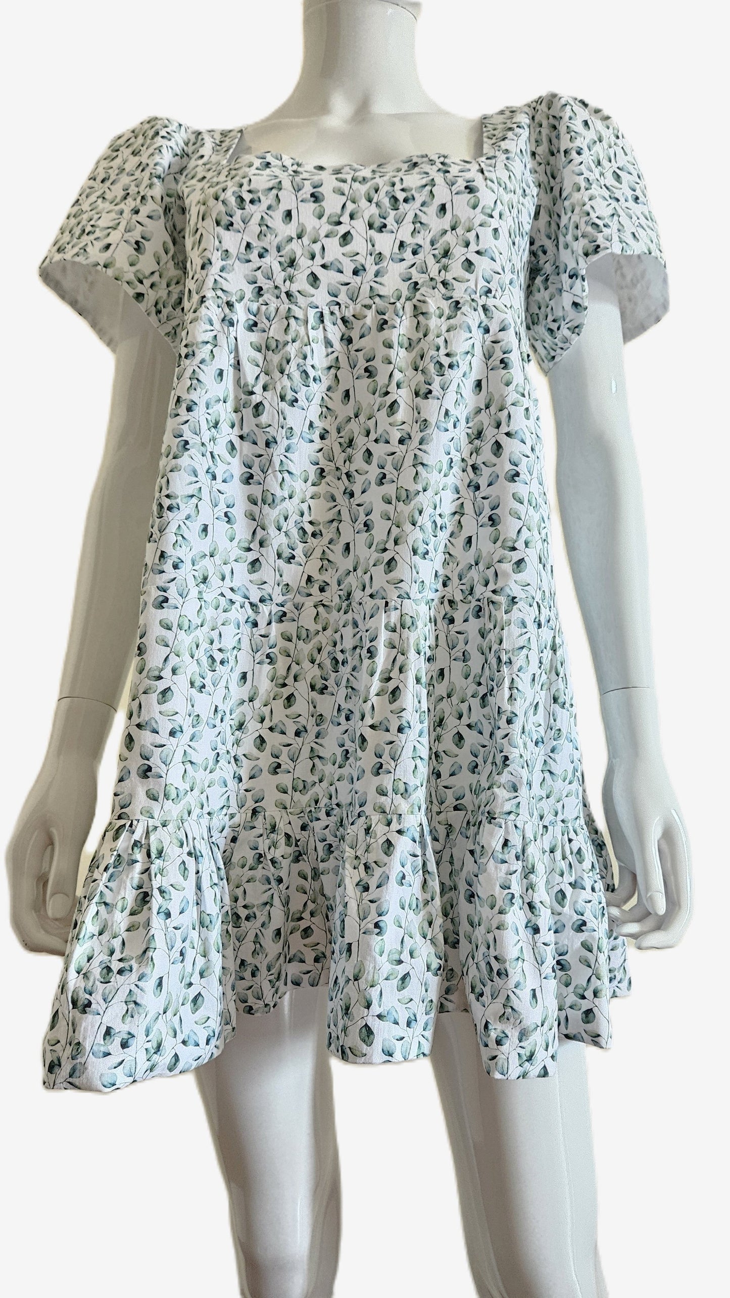 Robe motif feuille